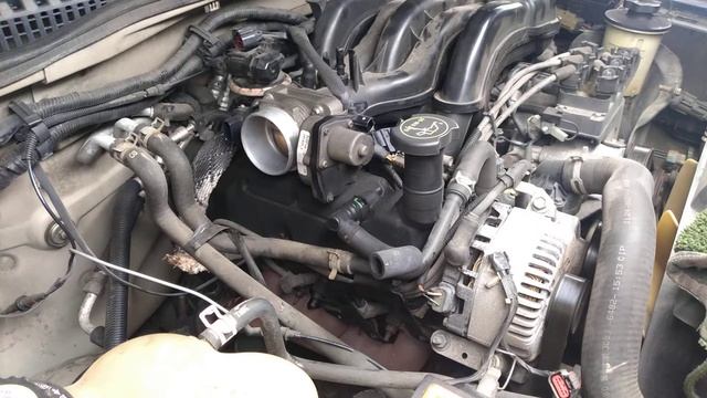 2004 Ford Explorer 4.0 Intake removal before valve cover removal part 1 смотреть онлайн