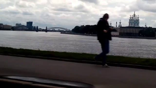 #город 900 дней блокады 900 красных платков повязанных на деревьях санкт-петербург смотреть онлайн