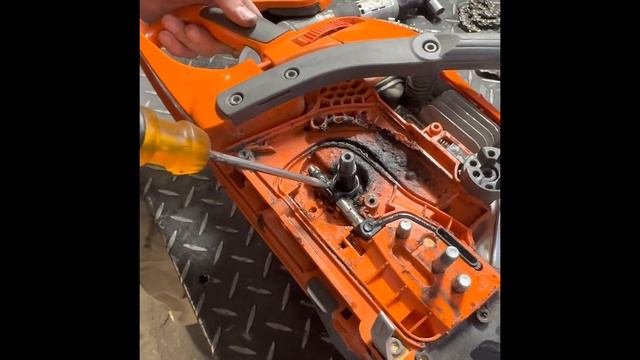 Husqvarna 445 oiler replacement смотреть онлайн