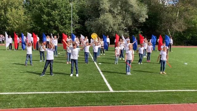 Флешмоб «Я , ты, он, она- вместе целая страна!»