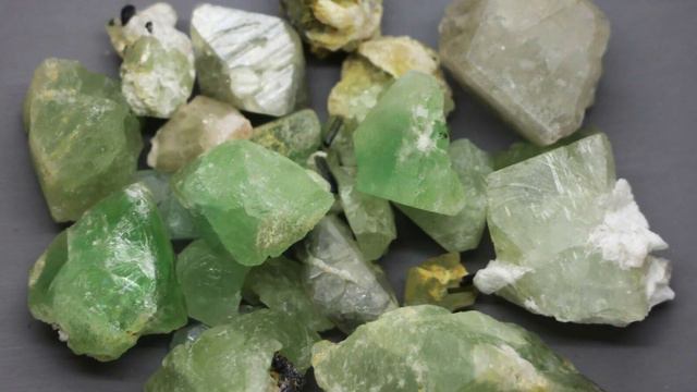 Herderite Meaning Benefits and Spiritual Properties смотреть онлайн
