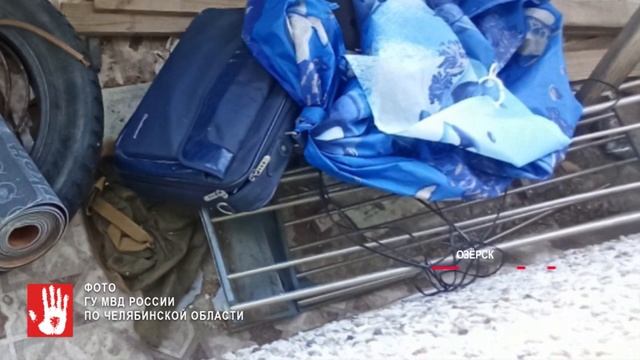 В Озерске мужчина выпал с балкона квартиры, которую хотел ограбить смотреть онлайн