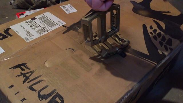 Gold Pedals for Dave Mirra смотреть онлайн