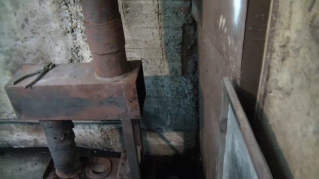 Печка на отработке. Чистим дымоход. смотреть онлайн