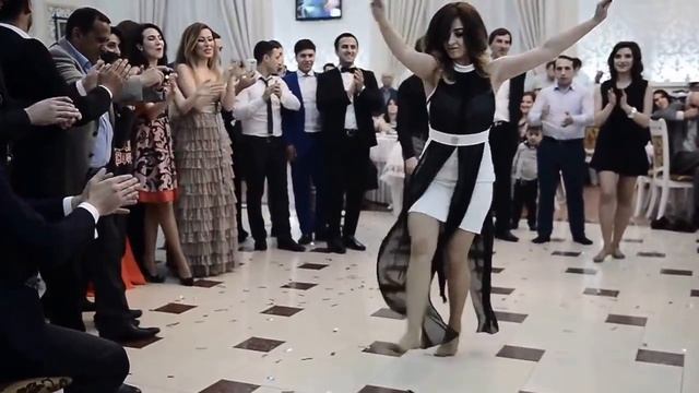 Кавказкие танцы. Свадьба в Азербайджане. Caucasian dance. Wedding in Azerbaijan смотреть онлайн