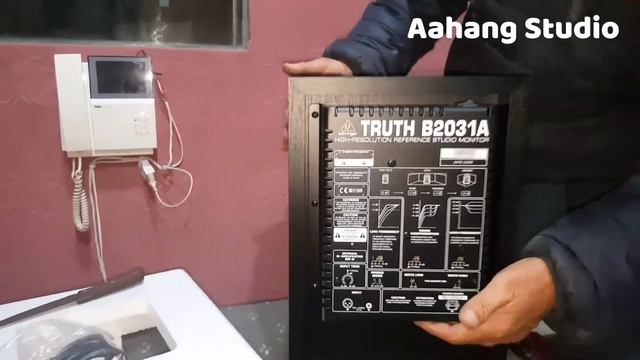 Unboxing Behringer Truth B2031A Powered Studio Monitors смотреть онлайн