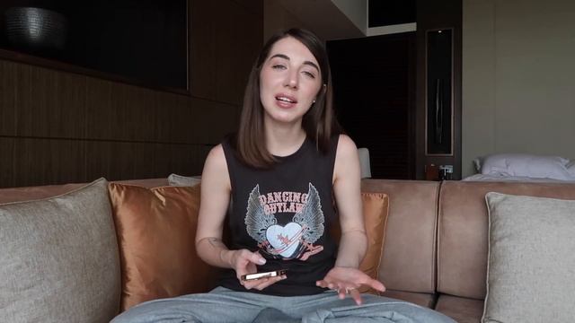 Q&A Как ко мне относятся Китайцы? Скучаю по России? Ответы на вопросы подписчиков смотреть онлайн