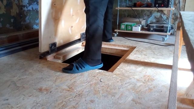 Самодельный напольный люк со скрытыми петлями смотреть онлайн