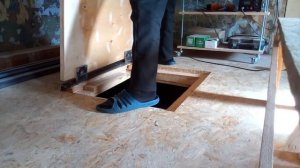 Самодельный напольный люк со скрытыми петлями