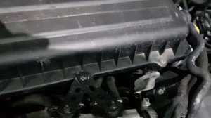 Skoda Fabia (Roomster) 1.6 замена масла (плановое ТО: масло,фильтр воздушный, фильтр салона)