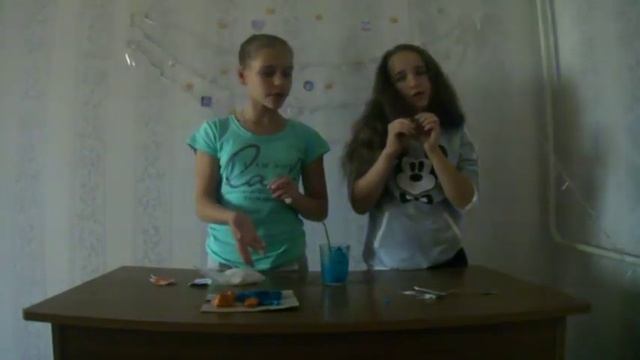 Как сделать мелки для волос в домашних условиях??^-^Камера подвела... смотреть онлайн
