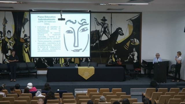Inclusão escolar na Itália смотреть онлайн