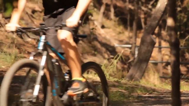 Focus Thron Dual Suspension Electric Bike смотреть онлайн