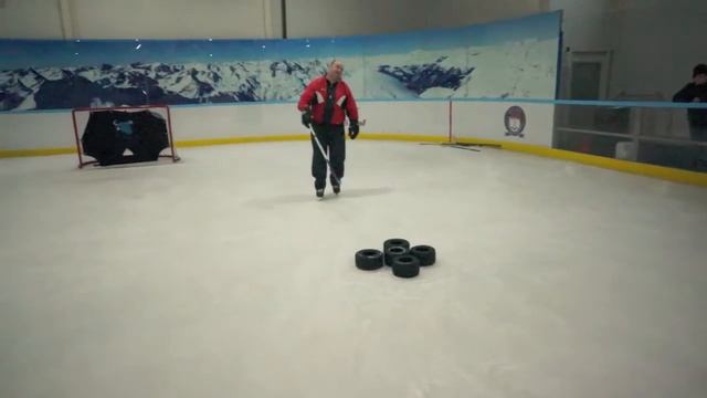 ЦХМ "Республика спорта" Тренировка юных хоккеистов 05.12.15 смотреть онлайн