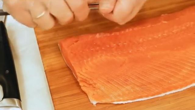 Как разделать красную рыбу? смотреть онлайн