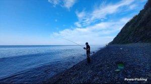 Утренний ROCKFISHING. ЛОВЛЯ ЛАСКИРЯ НА БОМБАРДЫ С БЕРЕГА. Рыбалка в Анапе 2021