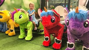 Влог: Катаемся на ПОКЕМОНАХ и прыгаем на батуте