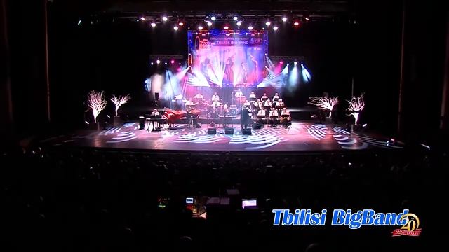 HOLLYWOOD Medley - Tbilisi Big Band * Orchestrated by Givi Gachechiladze смотреть онлайн