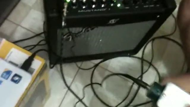 Footswitch para Fender Mustang Caseiro смотреть онлайн