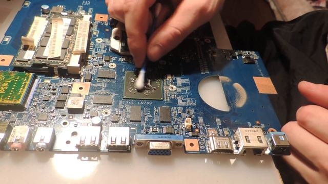 Как разобрать ноутбук acer aspire 5542g (Disassemble Acer Aspire 5542) смотреть онлайн