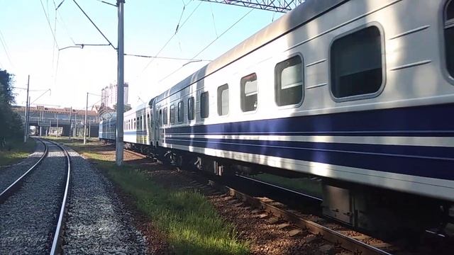 ЧС4-109 и 30/29 Ужгород-Киев. Сборная разных видов купе вагонов. смотреть онлайн