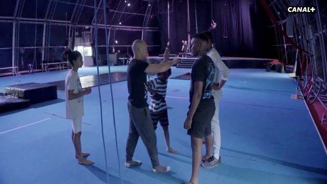 DARE2DREAM CANAL+ EXTRAIT DE 2MIN смотреть онлайн