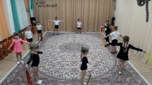 Занятие по хореографии для средней группы «Волшебные ленточки»