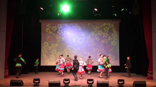 русский танец В роще калина смотреть онлайн