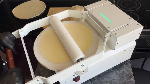 Пример раскатки дрожжевого теста для пиццы на аппарате Impast DRM смотреть онлайн