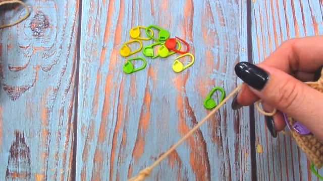 Мастер класс одна схема две куклы. Вяжем зайку или кошечку крючком легко. смотреть онлайн