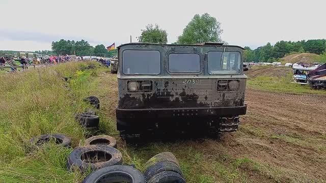 АТС-59Г Советский средний гусеничный быстроходный артиллерийский тягач.