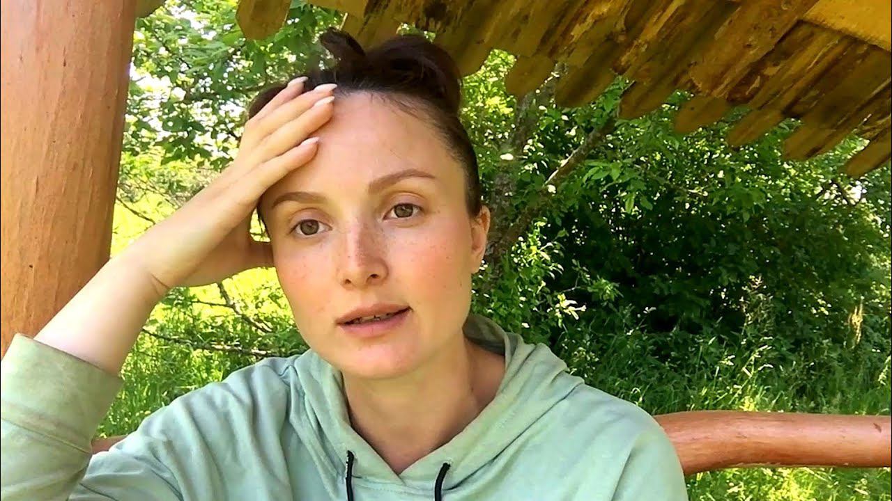 МУЖ СНОВА УЕХАЛ В ЛЕС. КТО ПОЕДЕТ С НАМИ НА НОВЫЙ УЧАСТОК. СДЕЛАЛИ КРЫШУ ДЛЯ ЛОШАДЕЙ ЖИЗНЬ В ДЕРЕВНЕ смотреть онлайн