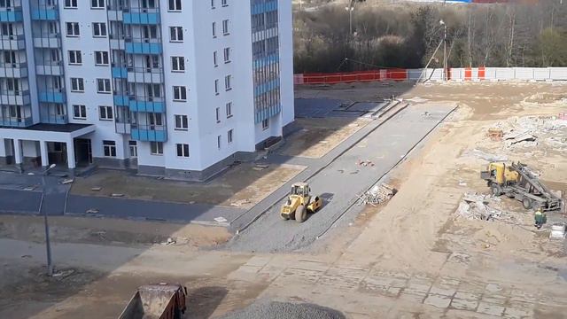 СПб. Новая Охта. Аллея Евгения Шварца. 27 апреля 2020 года. смотреть онлайн