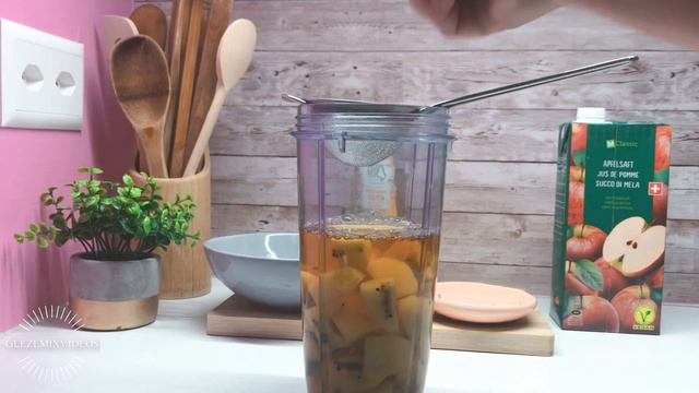 How to make kiwi smoothie with apple juice & fresh lemon? #freshfruit #vegansmoothie by Glezl смотреть онлайн