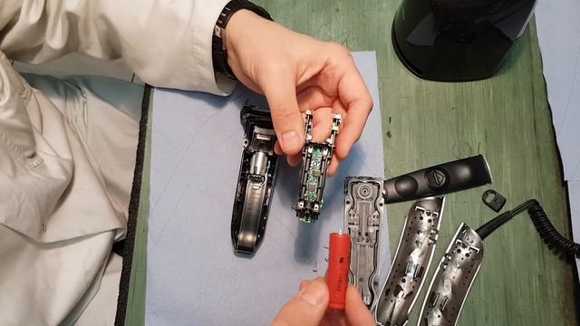 Бритва Braun Serie 5 ContourPro, ContourX 5090CC-4 Typ5751.Замена мотора или аккумулятора. смотреть онлайн