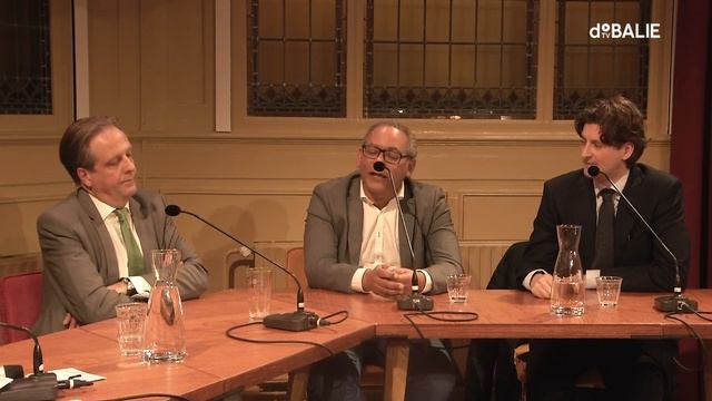 Collectie Nederland: Wat is Nederlands Erfgoed? met Alexander Pechtold, Jan Six & Paulo Martina смотреть онлайн