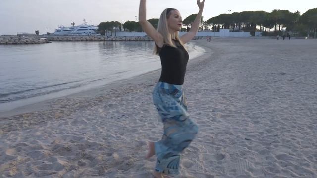 Lady Style Tango at the seaside. смотреть онлайн