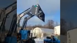 Фронтальный погрузчик (кун) Metal-Fach T-219 универсальный