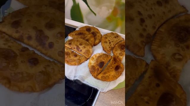 Приготовила чебуреки/варту тают смотреть онлайн