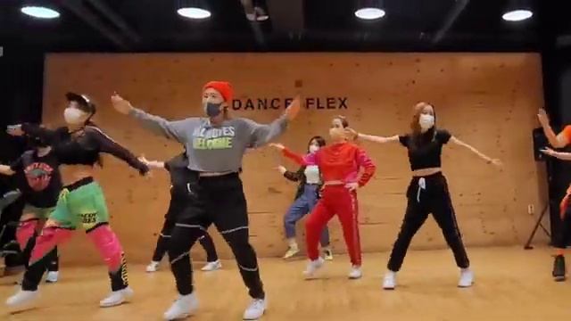 la mitad/전곡/Cumbia Reggaeton/zin96/dance flex zumba смотреть онлайн