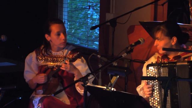 Russian Two Step - Angelina Galashenkova-Reed -domra, Gregory Carageorge - Contrabass Balalaika смотреть онлайн