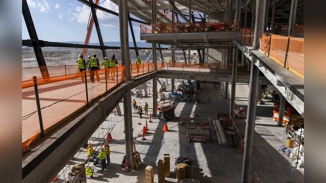 The best stadium in the world was built in the USA - Allegiant stadium смотреть онлайн