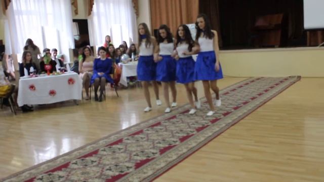 А ну ка Девушки "Франция" смотреть онлайн