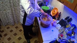 МАРИНОВАНИЕ ШАШЛЫКА В СОЕВОМ СОУСЕ НА МИНЕРАЛКЕ