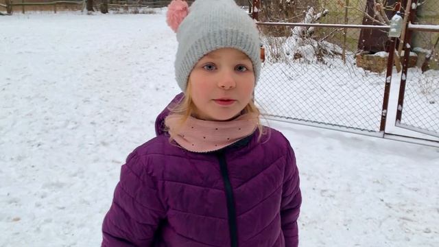 Лошади и конюшня (но не майнкрафт!). Катание верхом, забавные животные лошадки - видео для детей смотреть онлайн