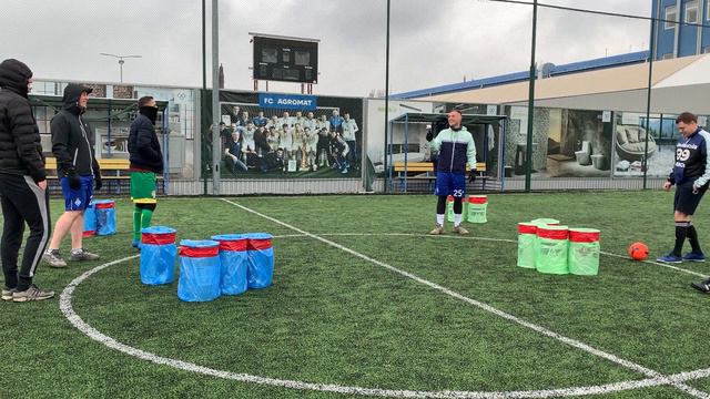 ФУТБОЛЬНЫЙ BALLPONG CHALLENGE - 2 КОМАНДЫ/ИГРА НА НАКАЗАНИЕ смотреть онлайн