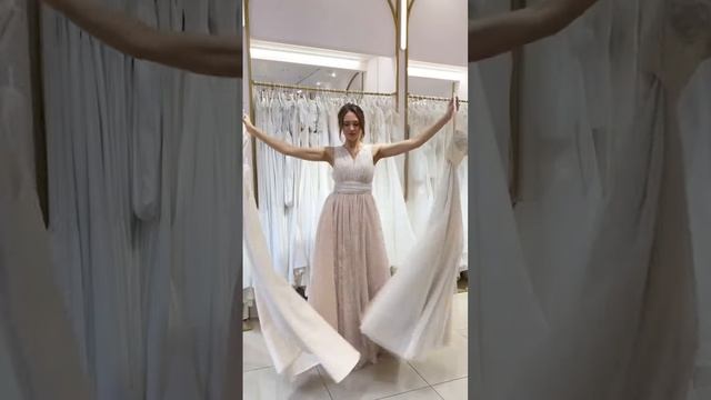 Платье на выпускной #dress #вечернееплатье #prom #выпускница #выпускноеплатье #выпускной #школа смотреть онлайн