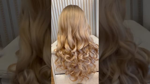 Праздничные локоны #парик #парики #волосы #краснодарскийкрай #парикиновороссийск #наращиваниеволос