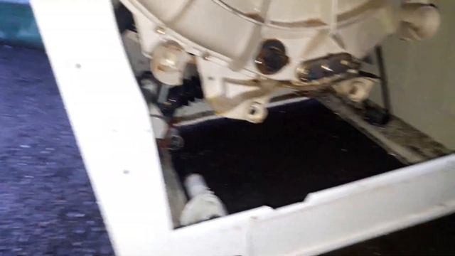 Нашёл стиралку на мусорке. смотреть онлайн