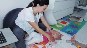 КРИВОШЕЯ у грудничков /Как определить кривошею у ребенка и что делать!04.2021 г.